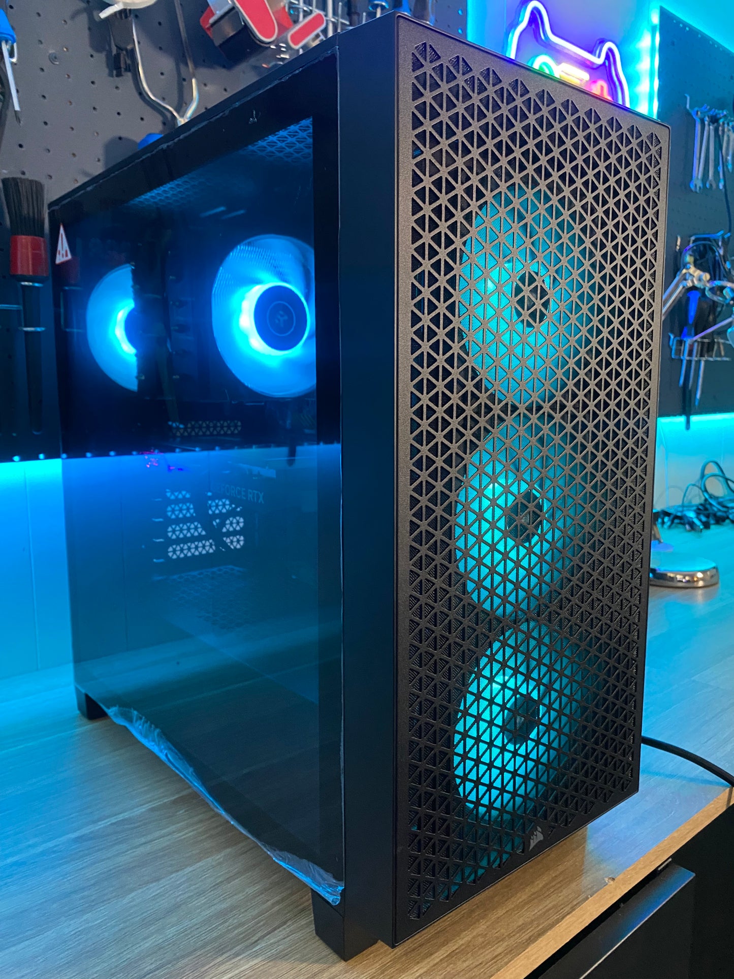 Ryzen 9600X, 6600 XT, 32GB ram, 2TB SSD